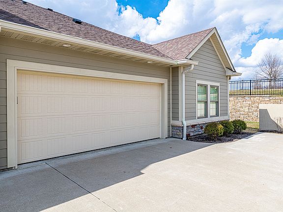 4th image of 1717 Linkside Dr
