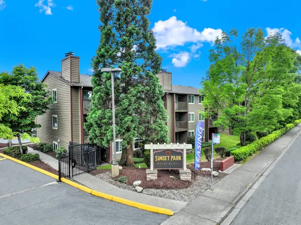 Sunset Park Apartments