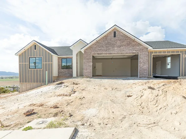 3256 W Kingsbury Dr, Cedar City, UT 84720