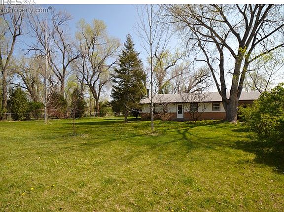 3 bedroom home with fenced yard