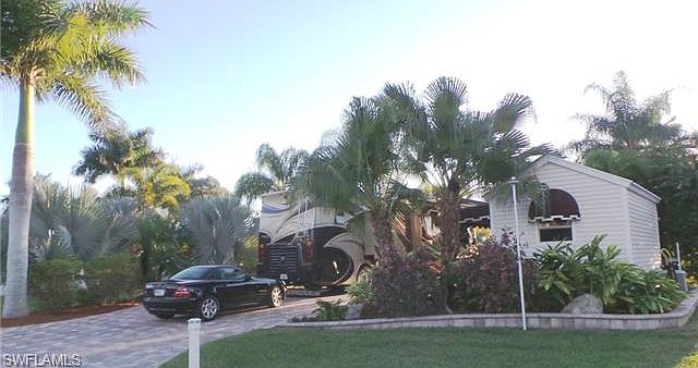 1st image of 3015 Cupola Ln S