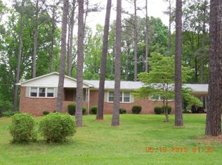 1015 Grove Ave, Lawrenceville, VA 23868