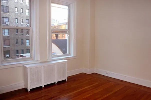 Sold by Akam Sales and Brokerage | media 16