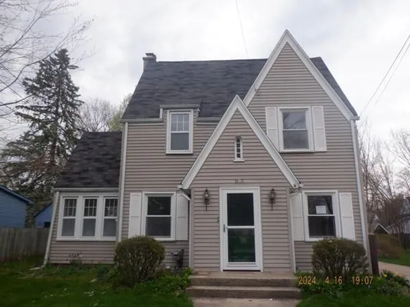 1103 Vassar Dr, Kalamazoo, MI 49001