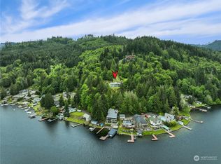 708 Summit Lake Shore Rd NW, Olympia, WA 98502