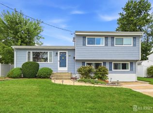 26 Adams St, Old Bridge, NJ 08857