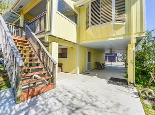 876 Bonita St, Bayou Vista, TX 77563