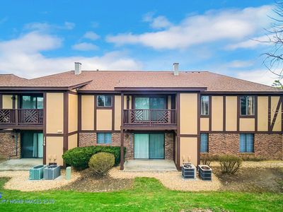 1756 Plymouth Ct APT B, Wheaton, IL, 60189