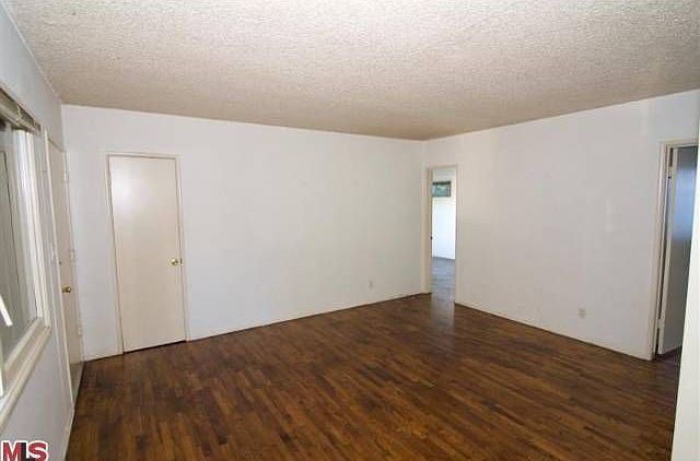2nd image of 610 Pier Ave APT C