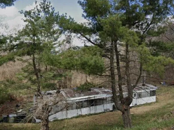 9610 Dc Caney Ridge Rd, Coeburn, VA 24230