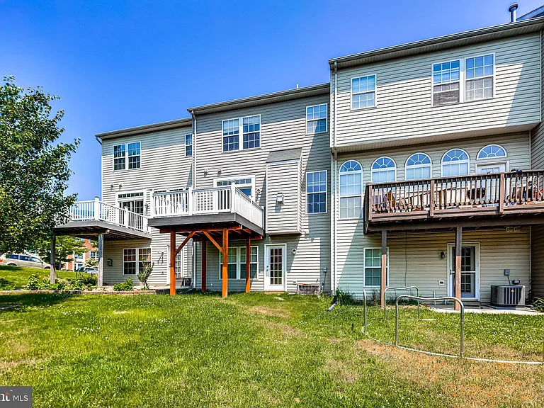 2702 Snowmill Ct — Photo 34
