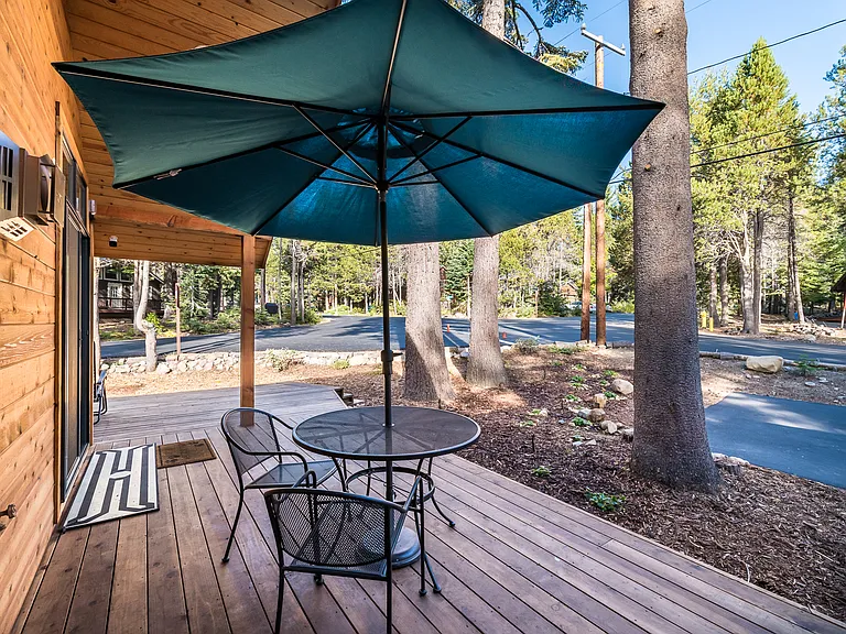 6235 Chamberland Dr — Photo 18