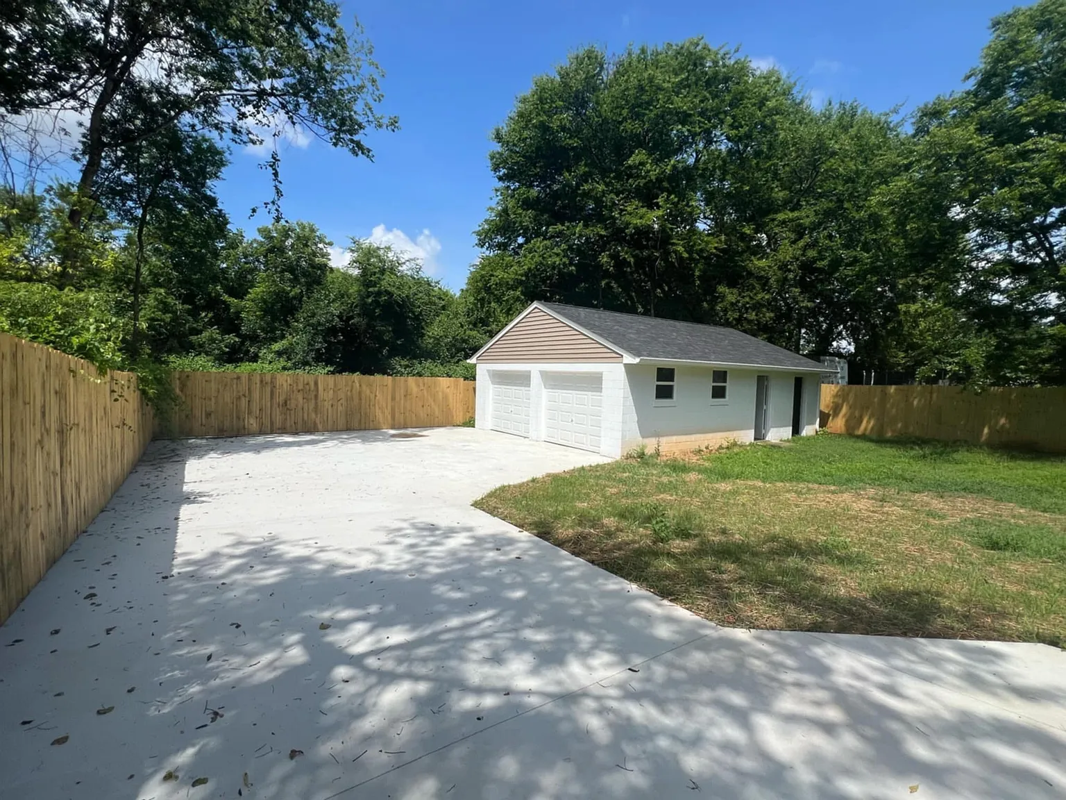 2 bed, 1000 sqft, $2,000 — Photo 4