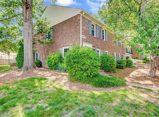 3227 A Regents Park Ln, Greensboro, NC 27455