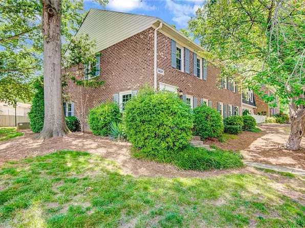 3227 A Regents Park Ln, Greensboro, NC 27455