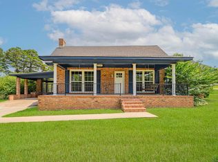 5599 W Juanita Rd, Longview, TX 75605