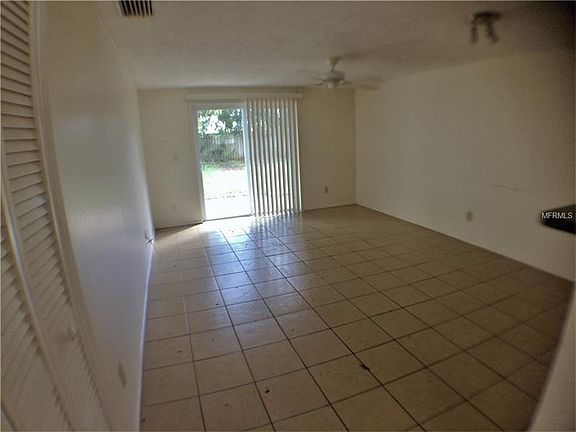 5th image of 7908 Woodgrove Cir