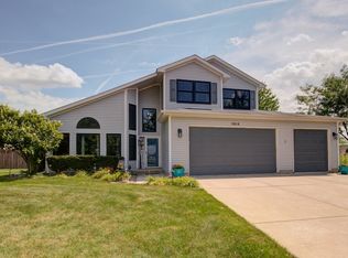 5616 Riviera Blvd, Plainfield, IL 60586