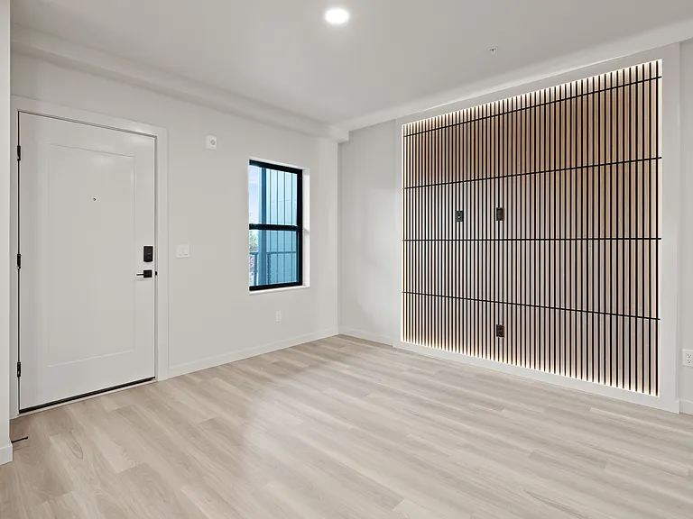 7044 SW Gonzaga St #202 — Photo 2
