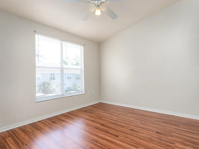 3890 SW 20th Ave #1705 — Photo 8