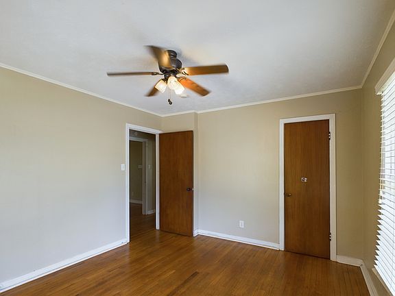 2nd image of 305 Bolton Ave