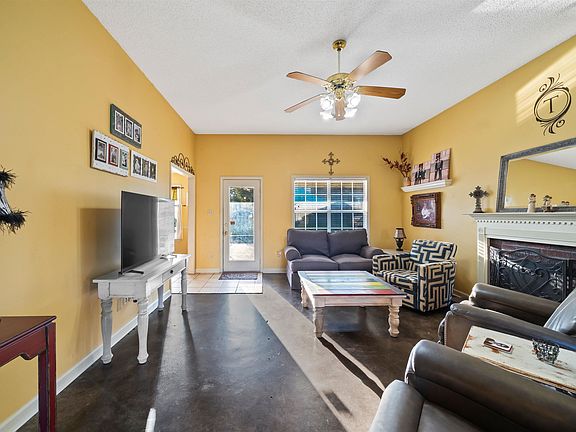 5th image of 9794 Kingsridge Dr