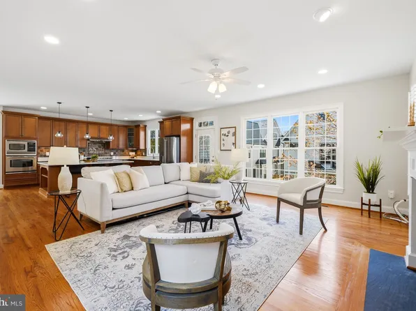 4100 Orchard Dr, Fairfax, VA 22032