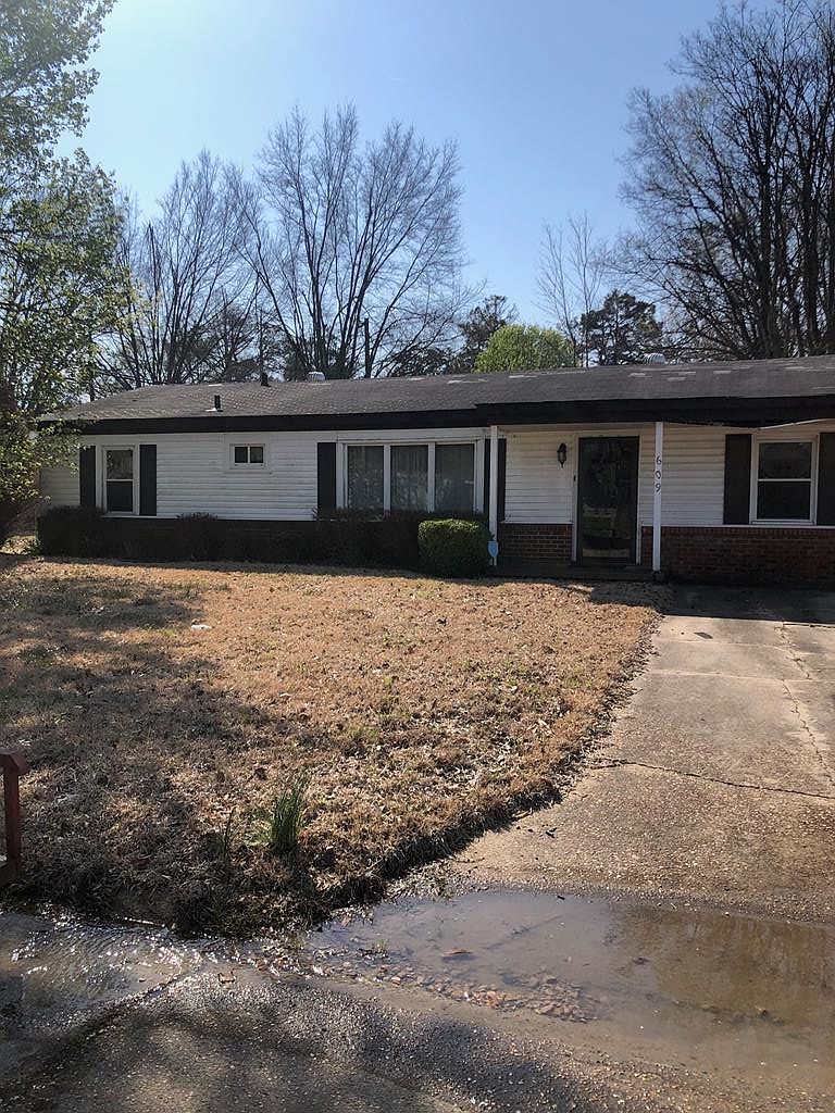 609 Cedar Dr, West Helena, AR 72390 Zillow