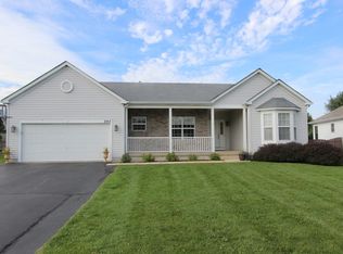 245 Verbena Ln, Woodstock, IL 60098