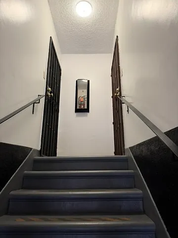 531 N Kings Rd #8 — Photo 15
