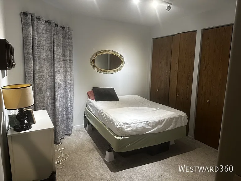 4012 N Sheridan Rd #1S — Photo 8