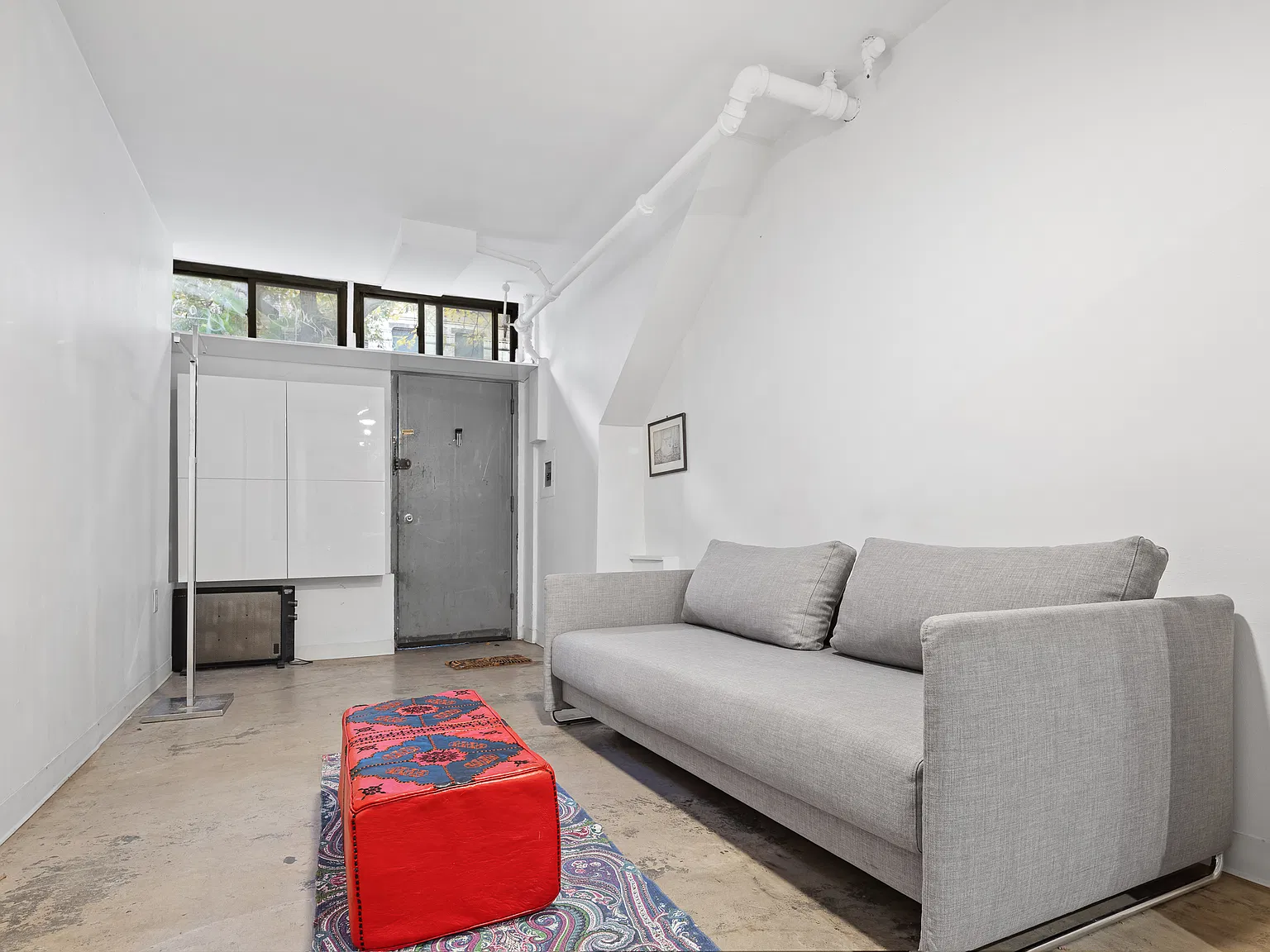 206 East 7th Street — Photo 1
