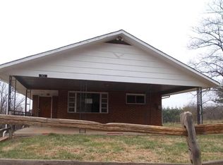 110 Old Farm Rd, Roanoke, VA 24019