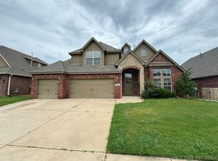 18611 E 43rd St, Tulsa, OK 74134