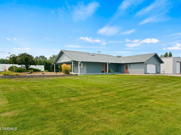 575 Parish Rd, Selah, WA 98942