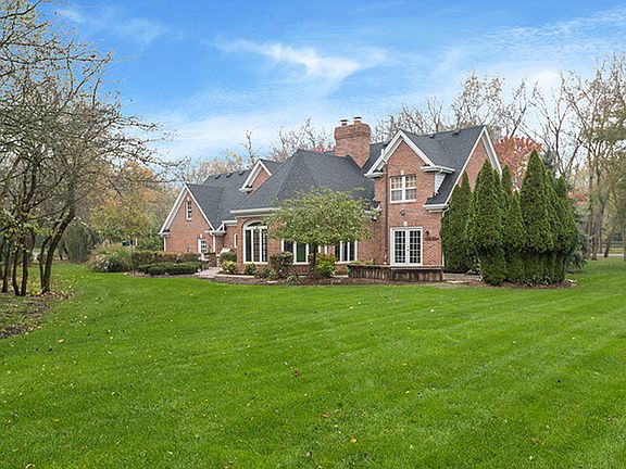 2nd image of 32W671 Honey Hill Cir
