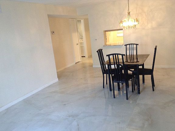 5th image of 2520 NE 1st Ct #2040
