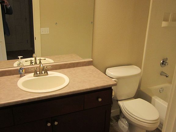4BATHROOM_06202014