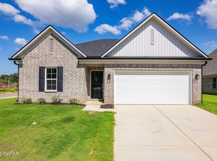 6 Cecellia Cv, Jackson, TN 38305