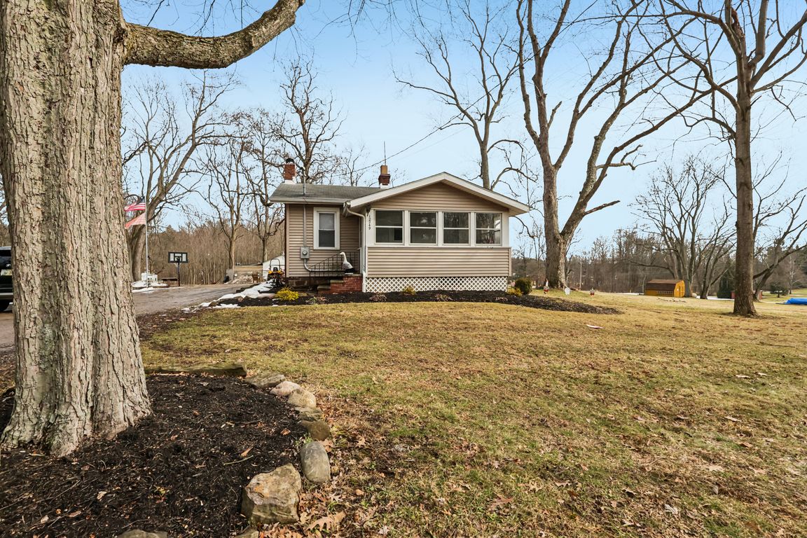 Whitman Rd-S1802-001.jpg