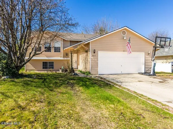 8811 N Davis Cir, Hayden Lake, ID 83835