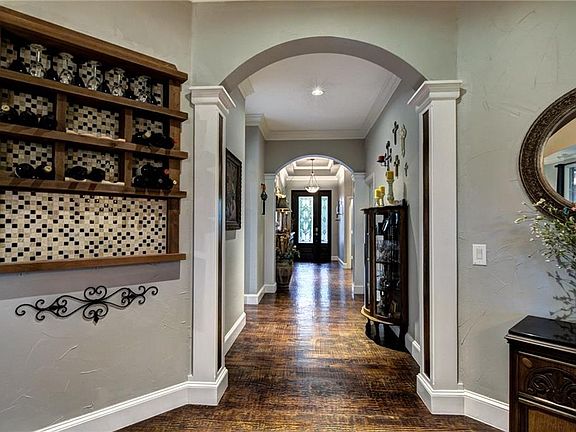 2nd image of 460 Long Cove Dr