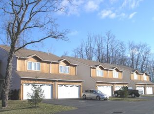1276 Courtney Dr, Victor, NY 14564
