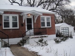 7702 Weston Pl, Saint Louis, MO