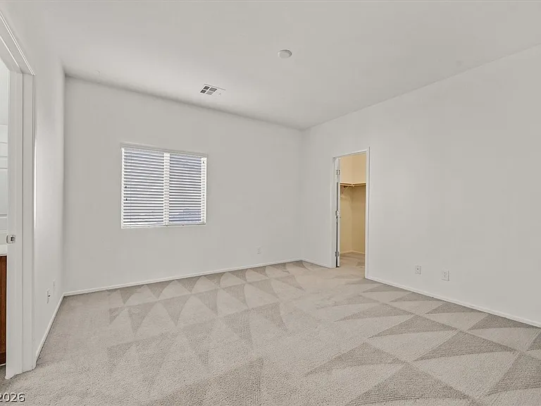 9599 Vega Carpio Ave — Photo 8
