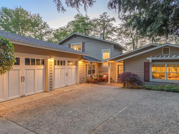 563 Tanner Ct, Murphys, CA 95247