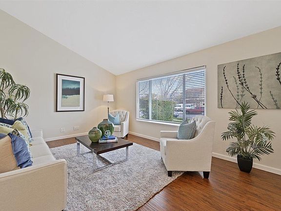 5th image of 4579 Hampshire Pl