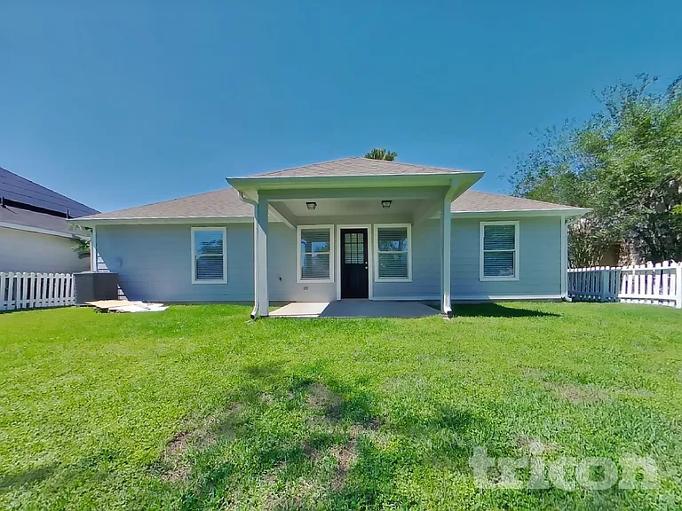 5008 Asia Ln — Photo 17
