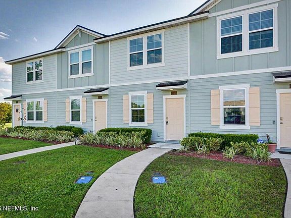 3rd image of 79 RED HOUSE Circle