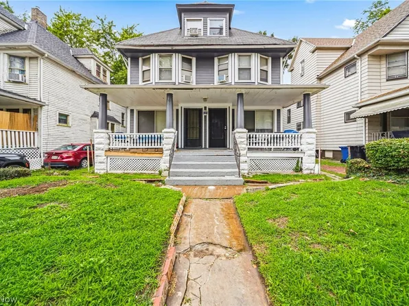 9911 North Blvd, Cleveland, OH 44108